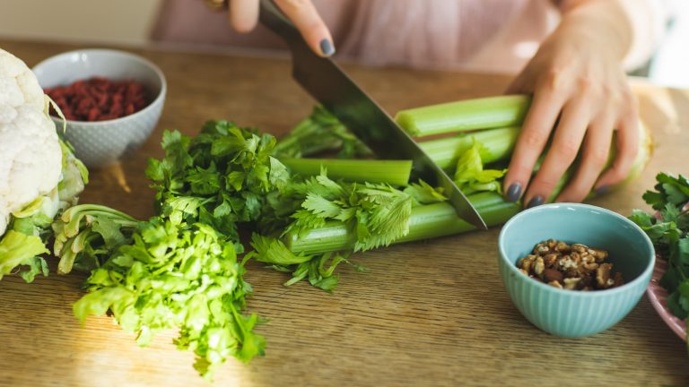 The Simplest Method to Cultivate Celery from Store-Bought Leftovers