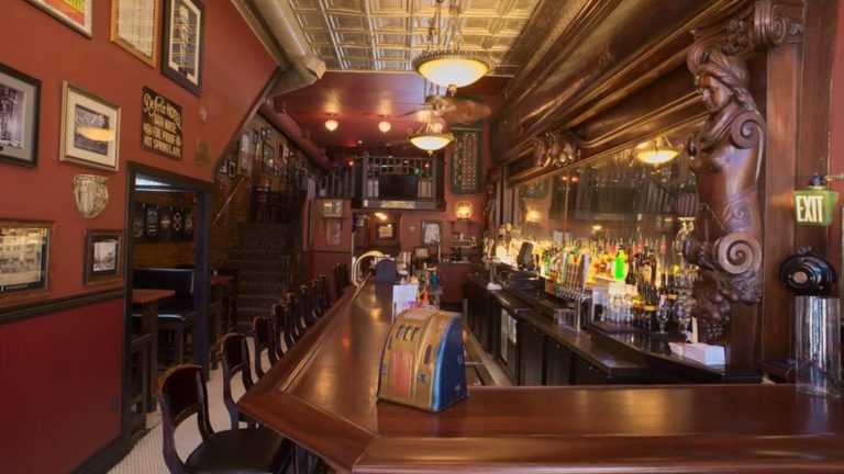 The Arkansas Eatery That Was a Former Hangout for America's Infamous Mobsters